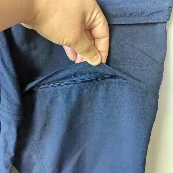 COLUMBIA Trackpants for women Size medium 100% nylon  Navy blue color - Picture 2 of 9